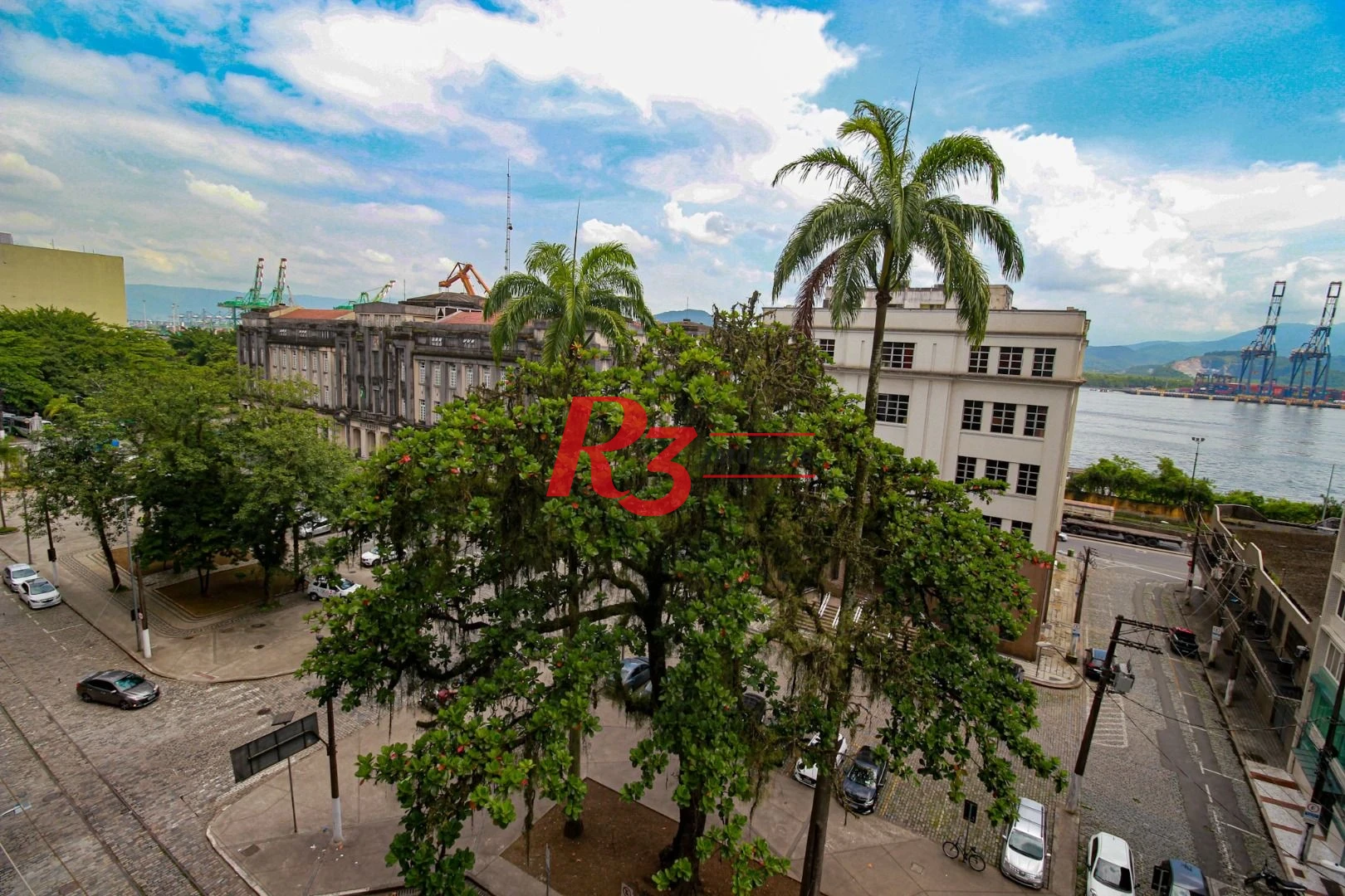 Sala para alugar, 75 m² por R$ 3.200,00/mês - Centro - Santos/SP