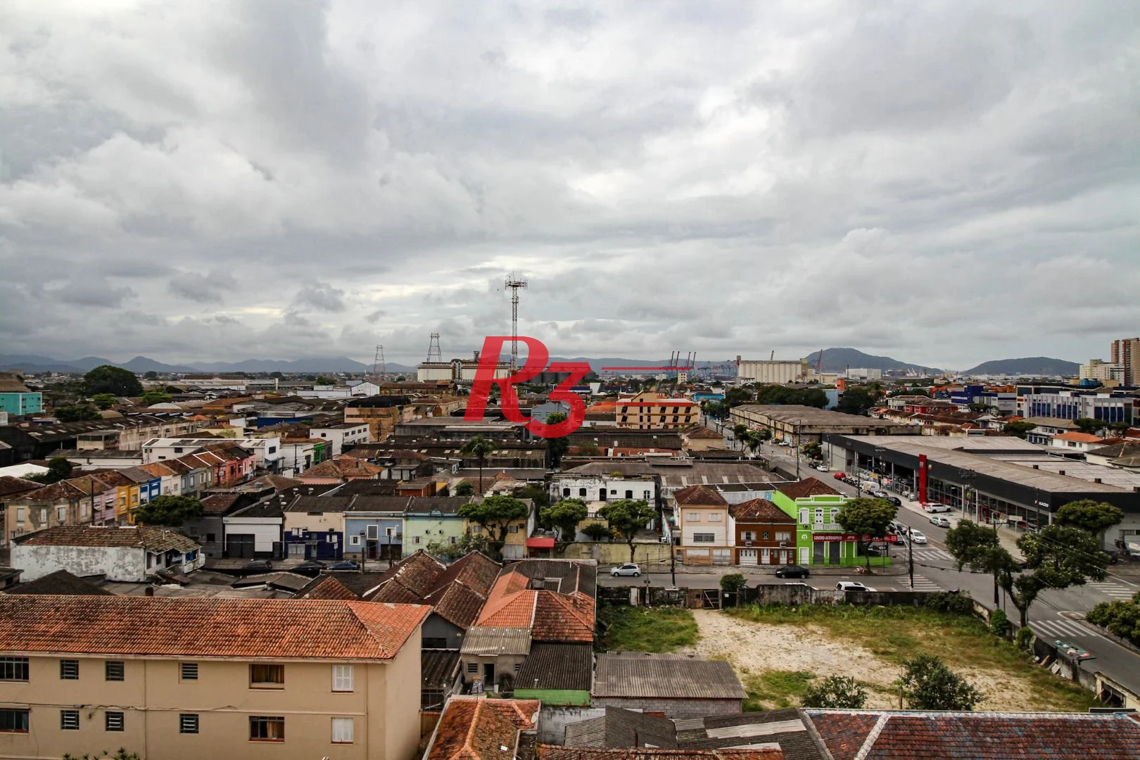 Apartamento com 2 dormitórios à venda, 61 m² por R$ 550.000,00 - Macuco - Santos/SP
