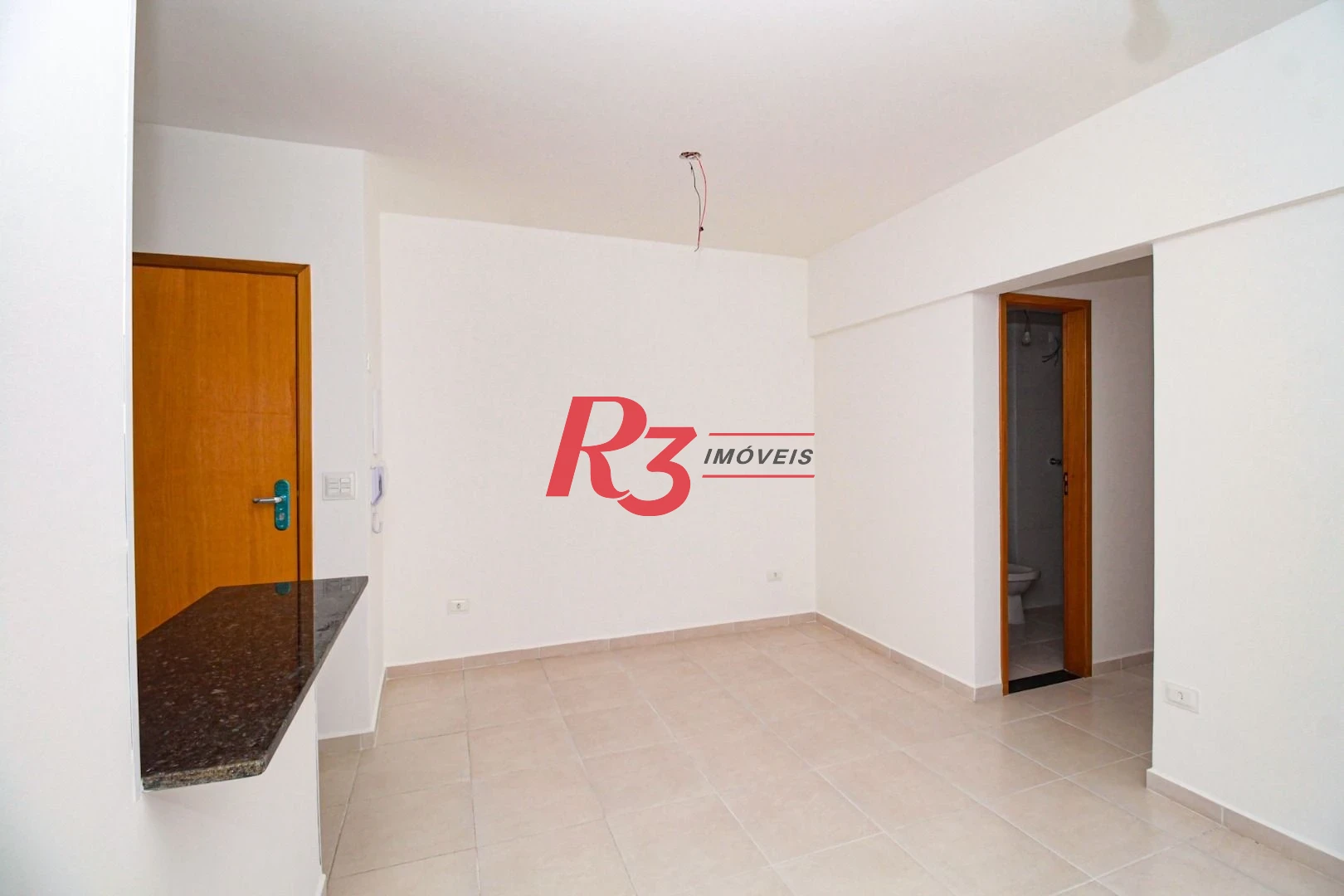 Apartamento com 2 dormitórios à venda, 61 m² por R$ 550.000,00 - Macuco - Santos/SP
