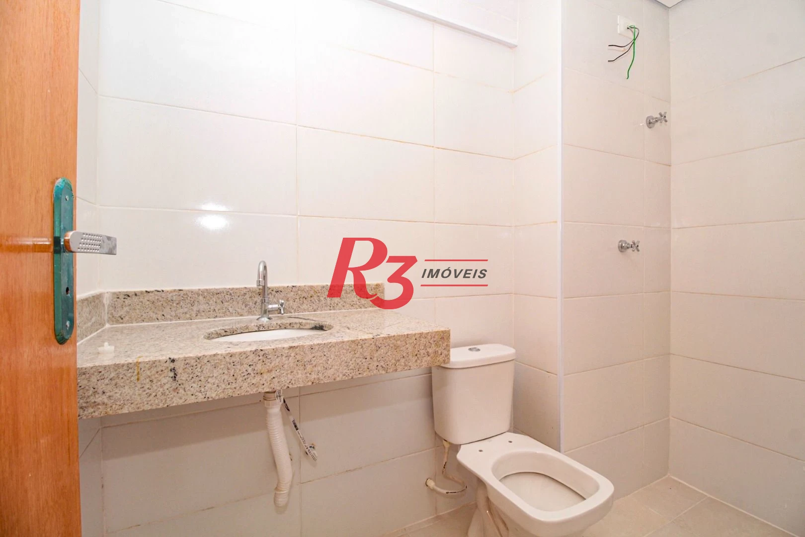 Apartamento com 2 dormitórios à venda, 61 m² por R$ 550.000,00 - Macuco - Santos/SP