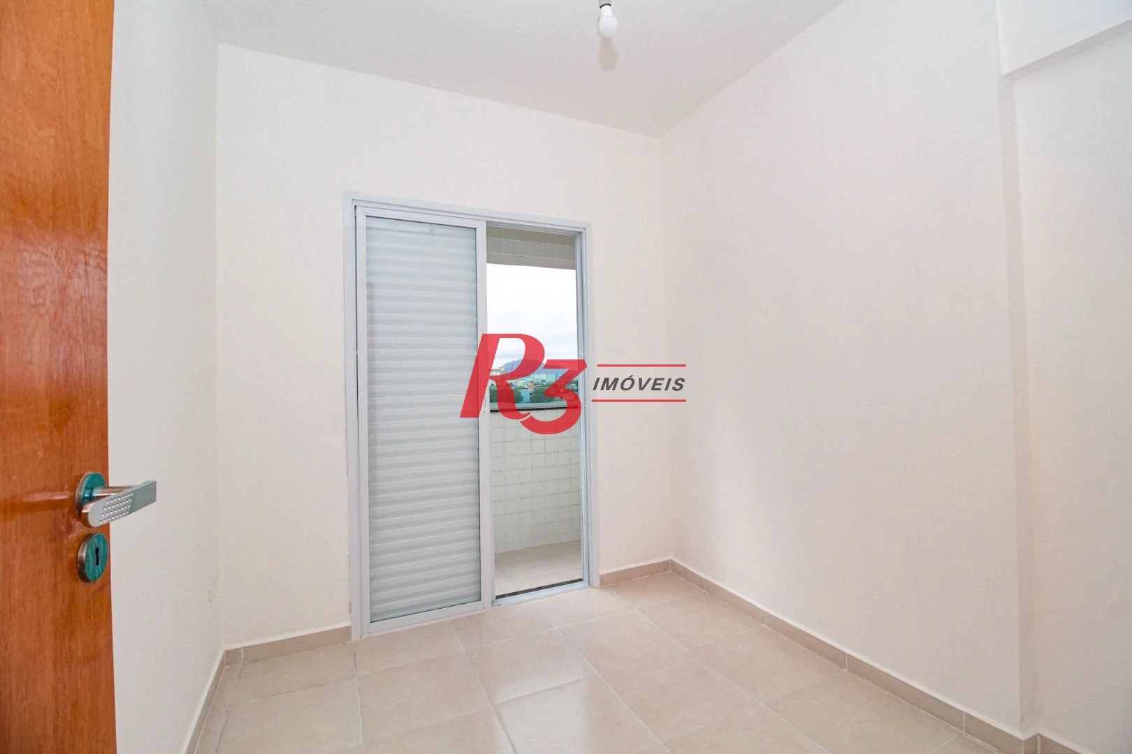 Apartamento com 2 dormitórios à venda, 61 m² por R$ 550.000,00 - Macuco - Santos/SP
