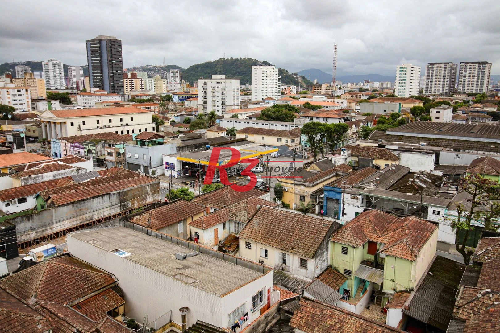 Apartamento com 2 dormitórios à venda, 61 m² por R$ 550.000,00 - Macuco - Santos/SP