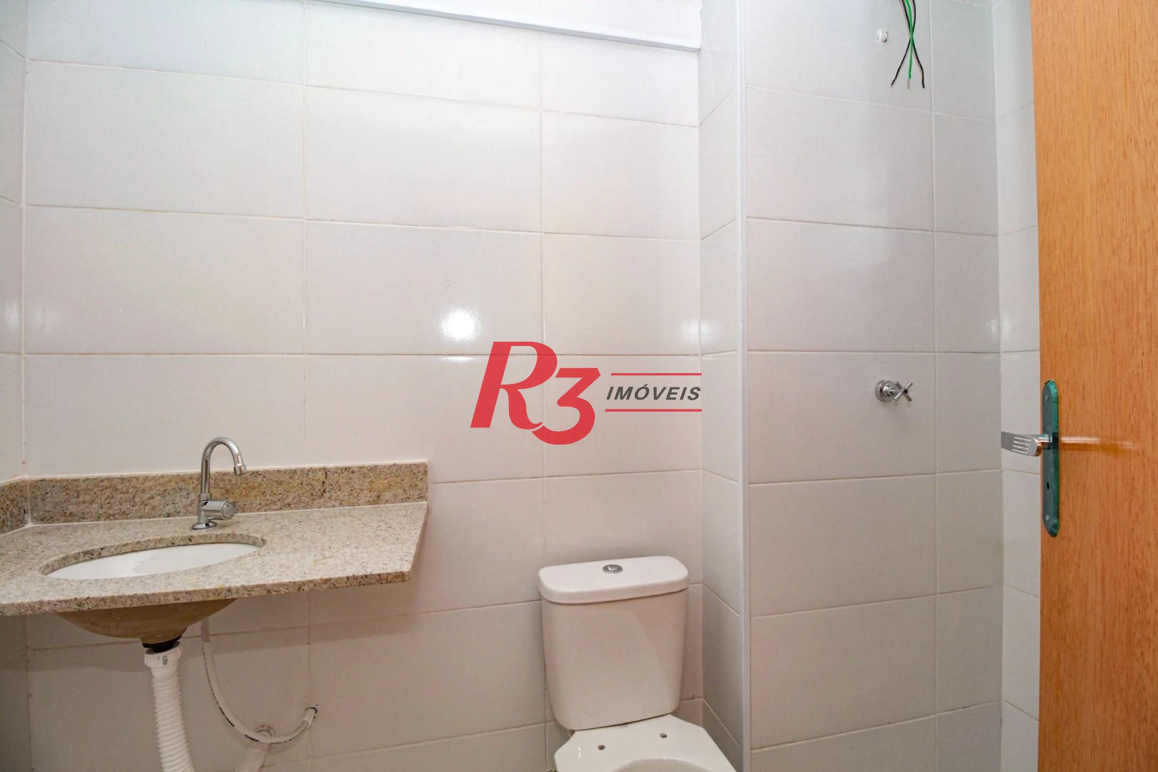 Apartamento com 2 dormitórios à venda, 61 m² por R$ 550.000,00 - Macuco - Santos/SP