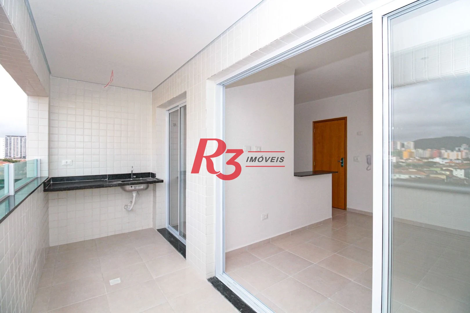 Apartamento com 2 dormitórios à venda, 59 m² por R$ 520.000,00 - Macuco - Santos/SP