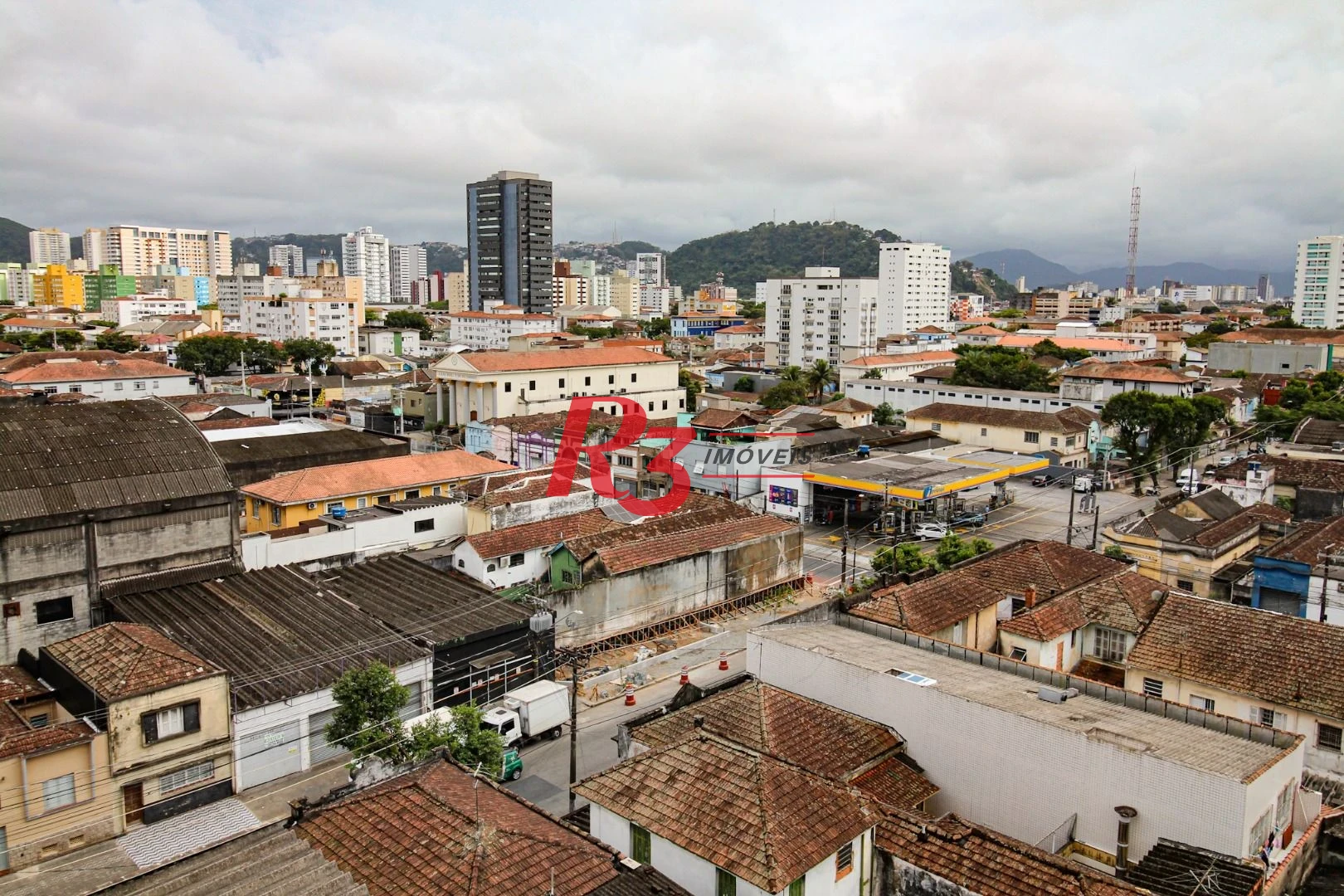 Apartamento com 2 dormitórios à venda, 59 m² por R$ 520.000,00 - Macuco - Santos/SP