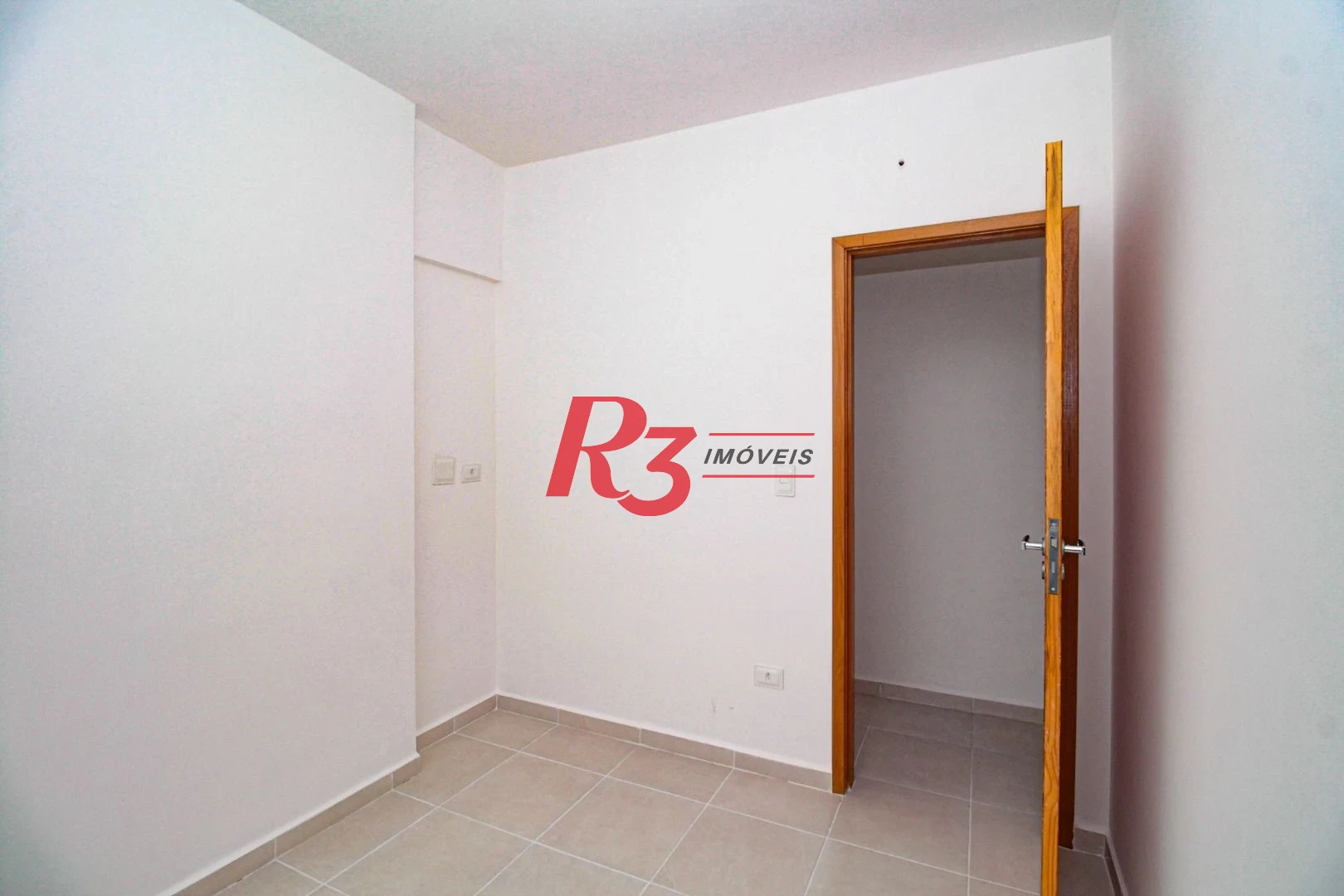 Apartamento com 2 dormitórios à venda, 59 m² por R$ 520.000,00 - Macuco - Santos/SP