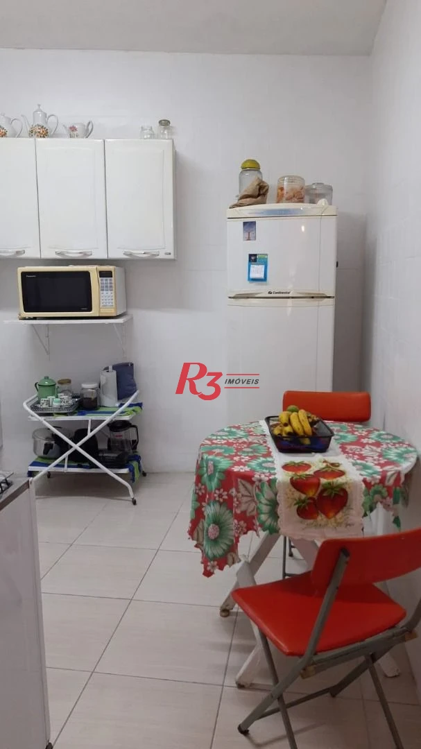 Sobrado com 3 dormitórios à venda, 119 m² por R$ 450.000 no Centro de São Vicente/SP