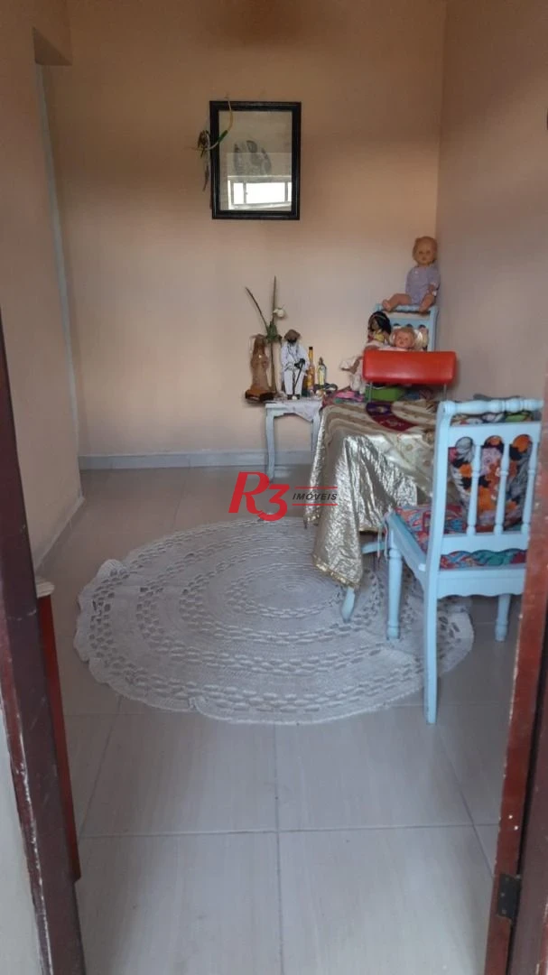 Sobrado com 3 dormitórios à venda, 119 m² por R$ 450.000 no Centro de São Vicente/SP