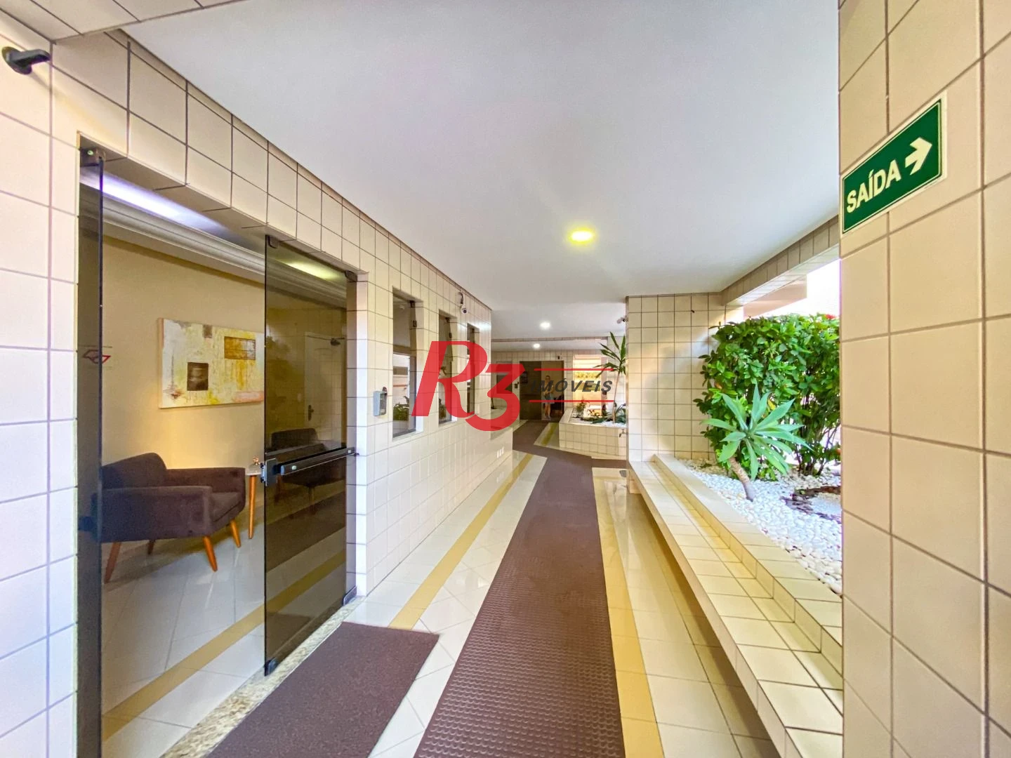 Apartamento com 2 quartos 2 suites, dep completa, 2 vagas