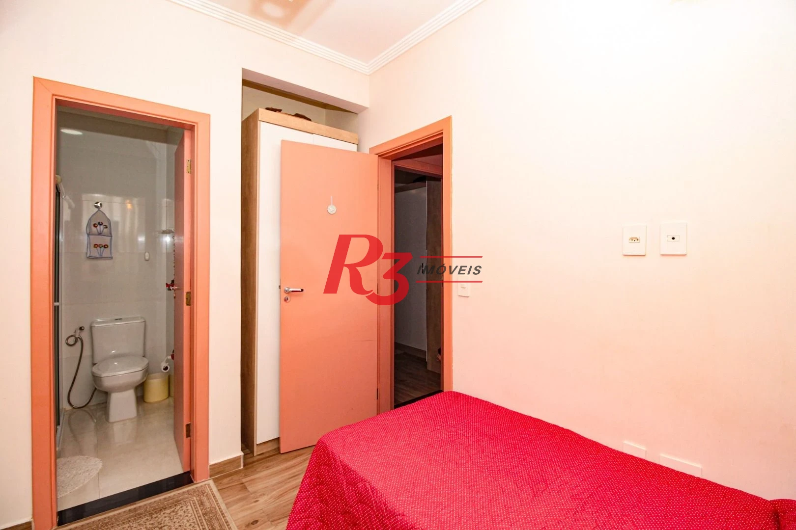 Casa com 2 dormitórios à venda, 100 m² por R$ 750.000,00 - Gonzaga - Santos/SP
