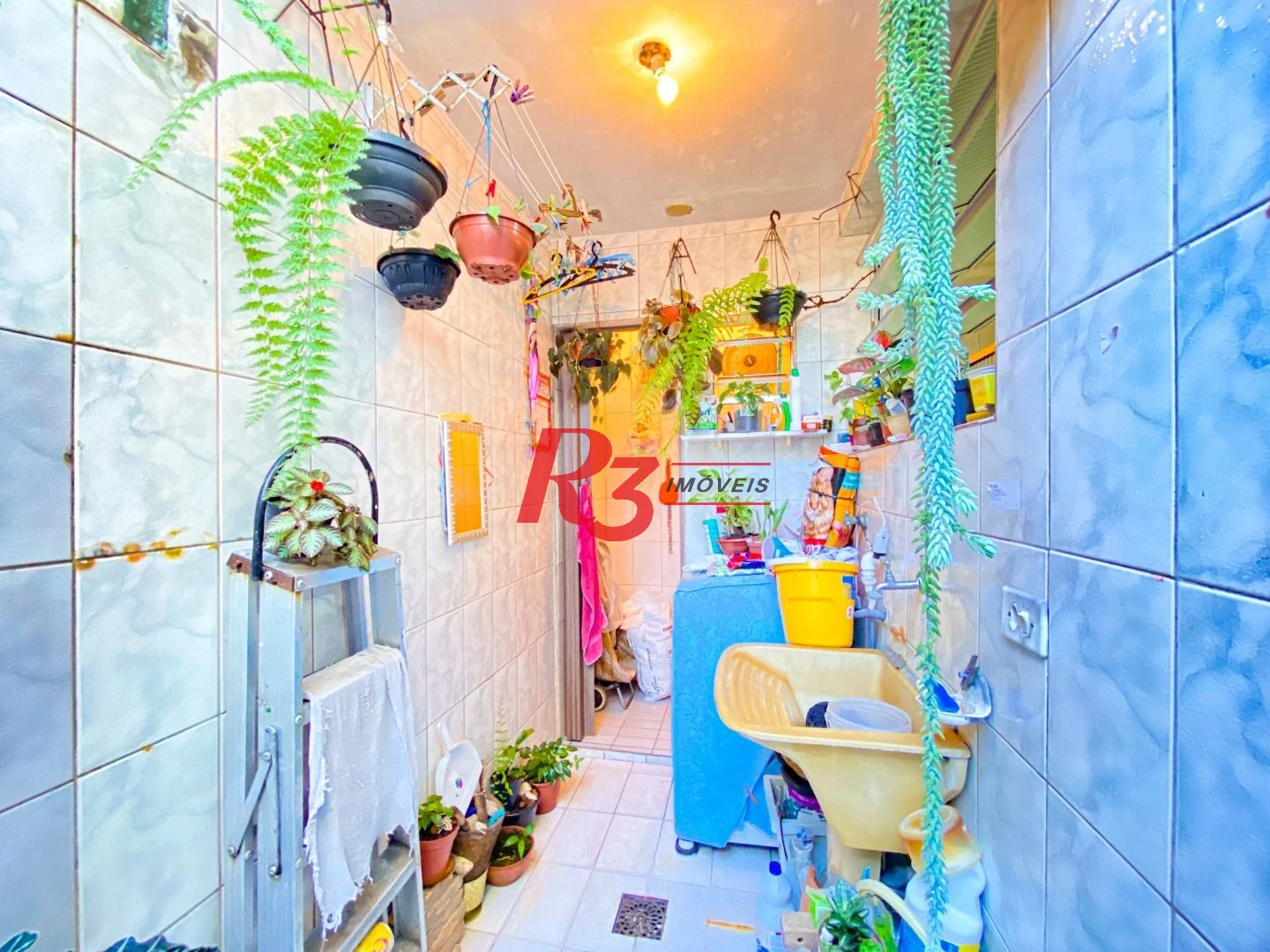 Sobrado com 2 dormitórios à venda, 80 m² por R$ 300.000,00 - Jardim Independência - São Vicente/SP