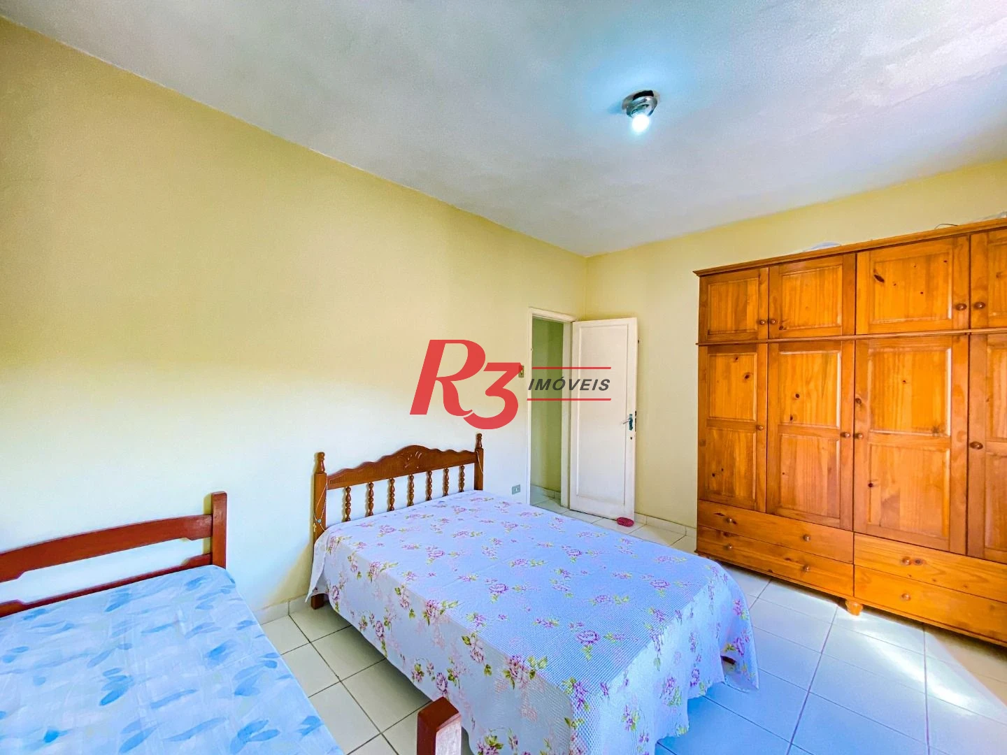 Sobrado com 2 dormitórios à venda, 80 m² por R$ 300.000,00 - Jardim Independência - São Vicente/SP
