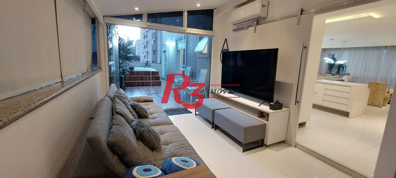 Apartamento Garden com 3 dormitórios à venda, 203 m² por R$ 3.180.000,00 - Gonzaga - Santos/SP