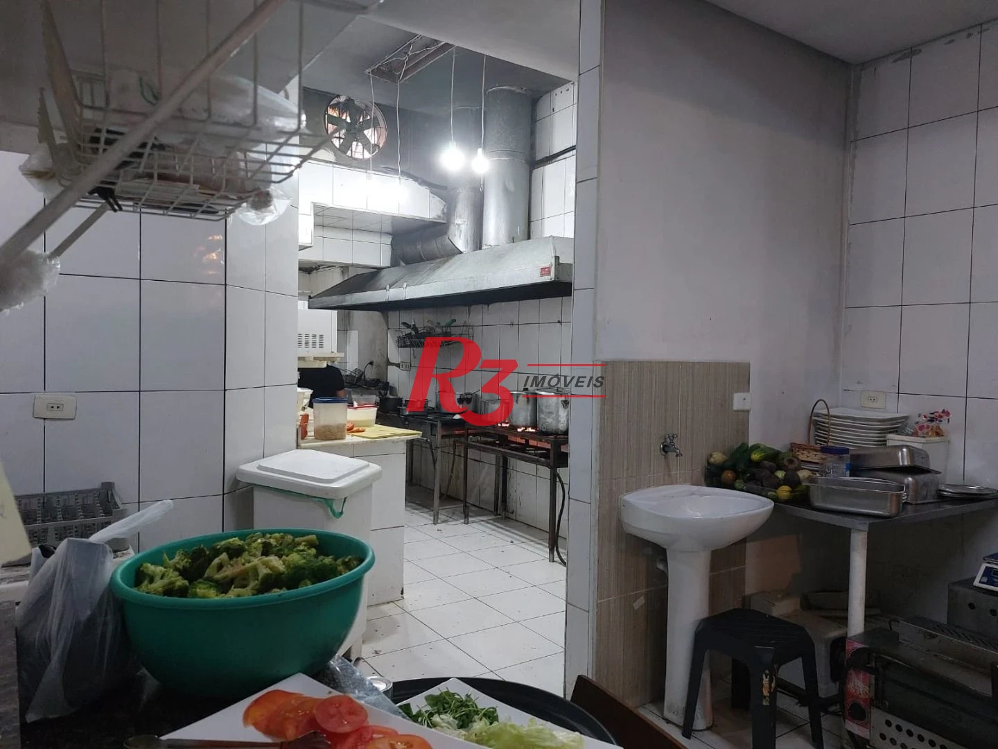 Casa com 3 dormitórios à venda, 224 m² por R$ 1.550.000,00 - Boqueirão - Santos/SP