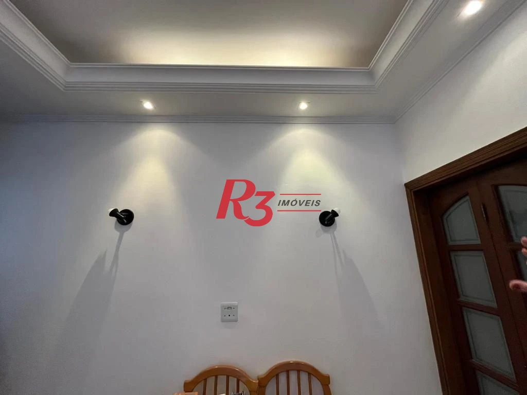 Apartamento com 2 dormitórios à venda, 66 m² por R$ 360.000,00 - José Menino - Santos/SP