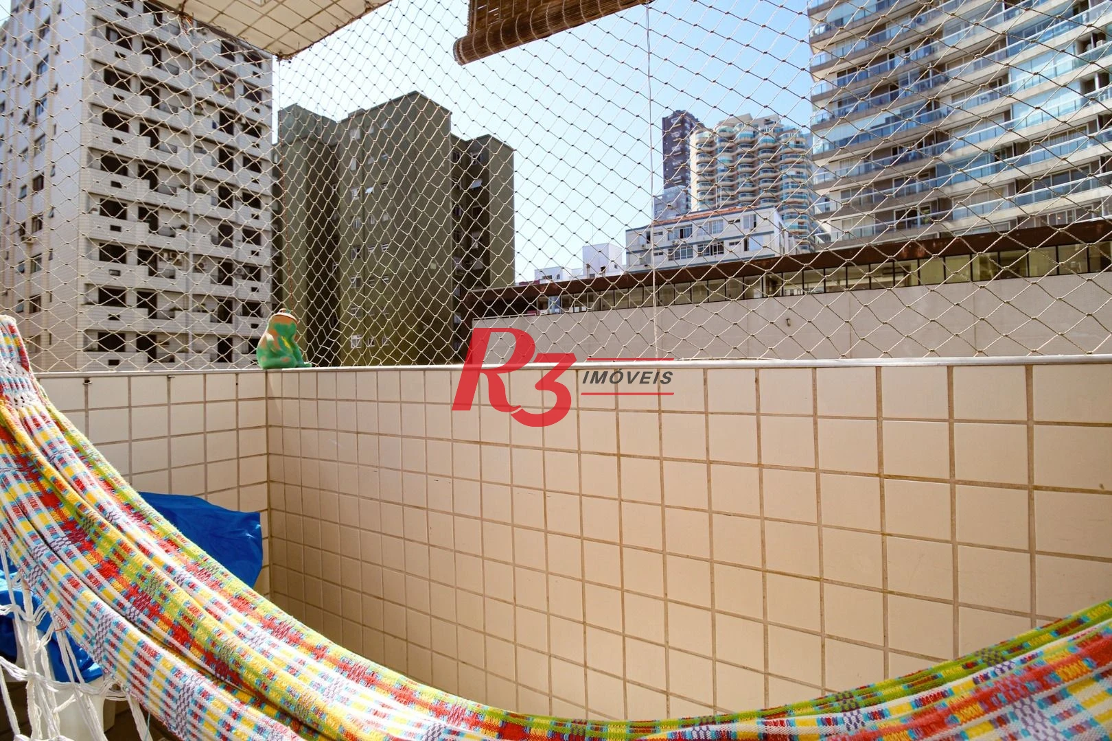 Apartamento com 3 dormitórios à venda, 100 m² por R$ 725.000 - Pompéia - Santos/SP