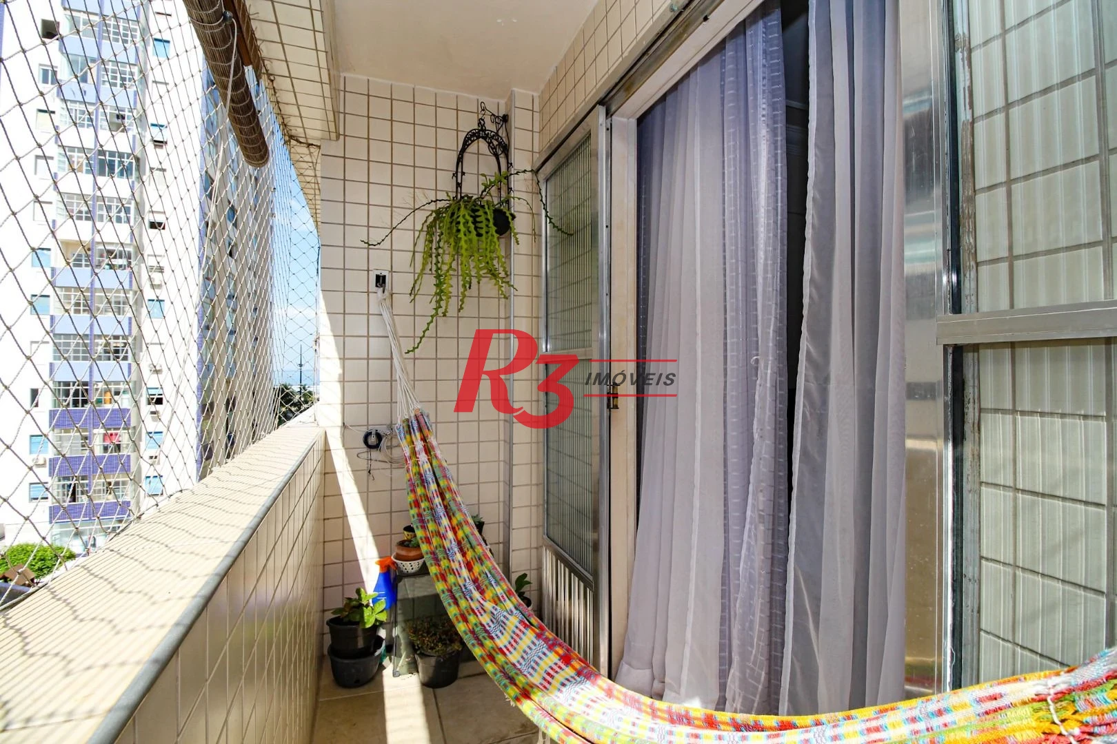 Apartamento com 3 dormitórios à venda, 100 m² por R$ 725.000 - Pompéia - Santos/SP