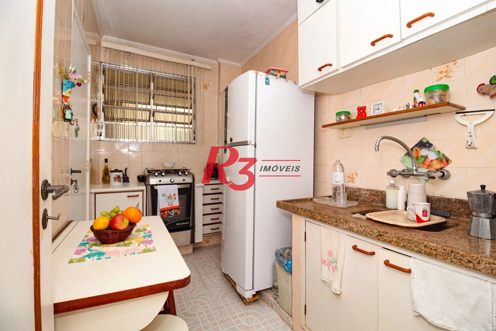 Apartamento com 3 dormitórios à venda, 100 m² por R$ 725.000 - Pompéia - Santos/SP