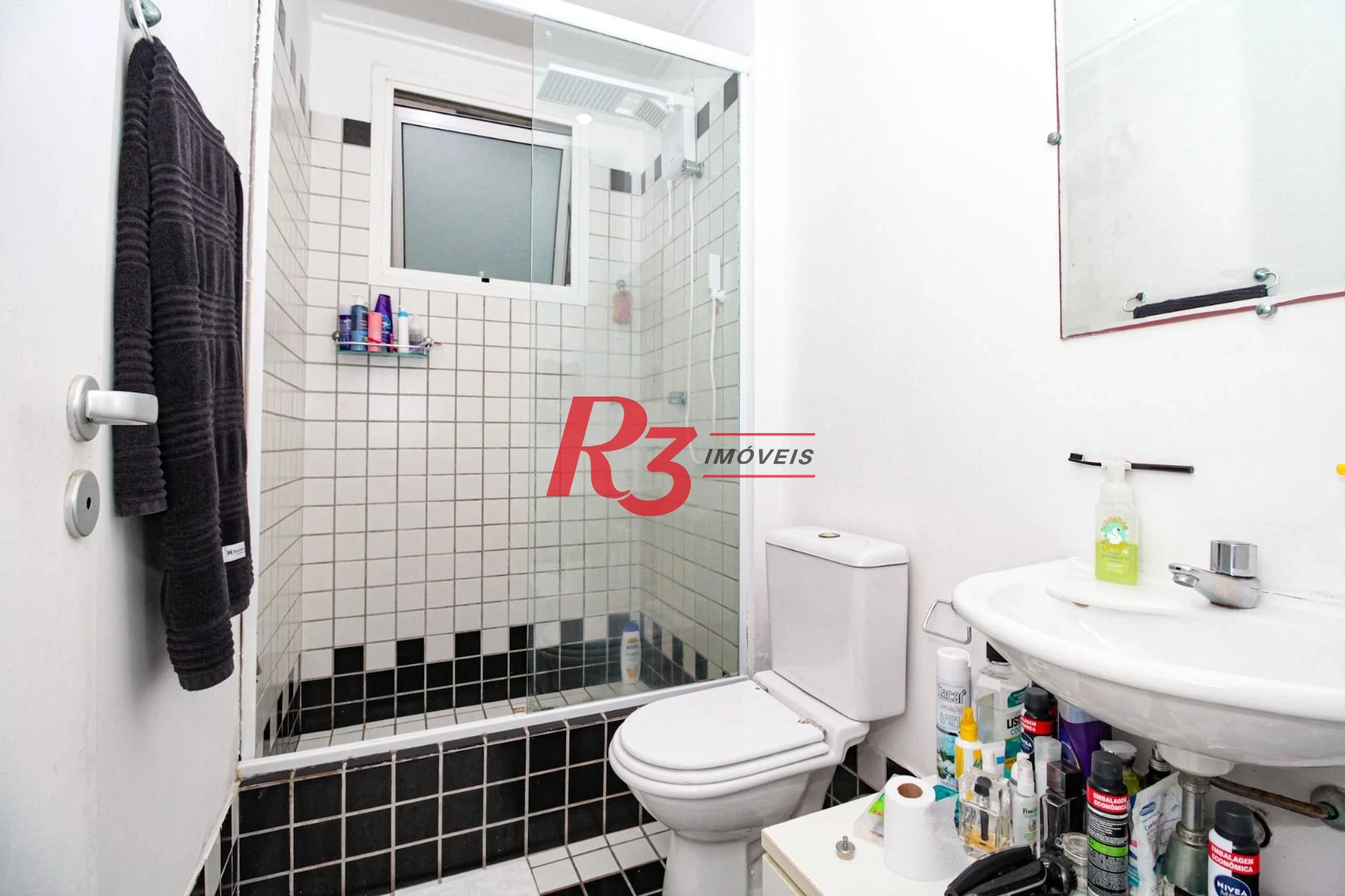 Apartamento para alugar, 69 m² por R$ 4.800,02/mês - Gonzaga - Santos/SP