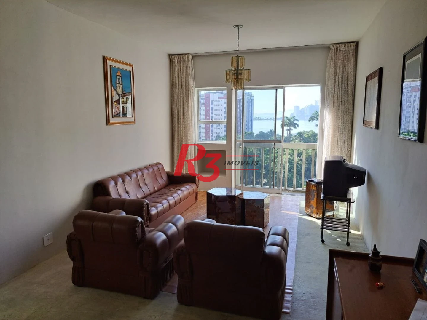 Apartamento com 2 dormitórios à venda, 85 m² por R$ 380.000,00 - Centro - São Vicente/SP