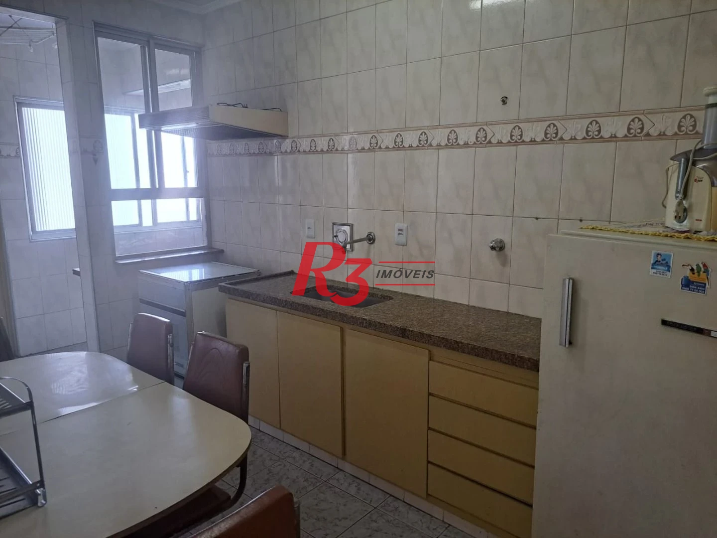 Apartamento com 2 dormitórios à venda, 85 m² por R$ 380.000,00 - Centro - São Vicente/SP