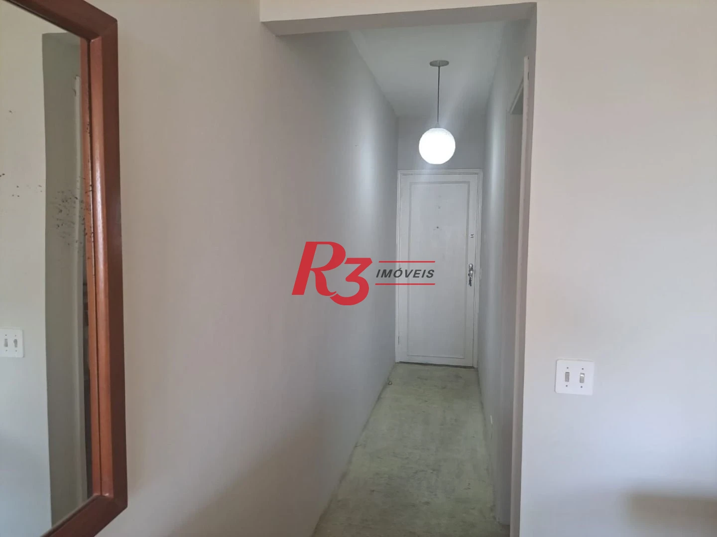 Apartamento com 2 dormitórios à venda, 85 m² por R$ 380.000,00 - Centro - São Vicente/SP