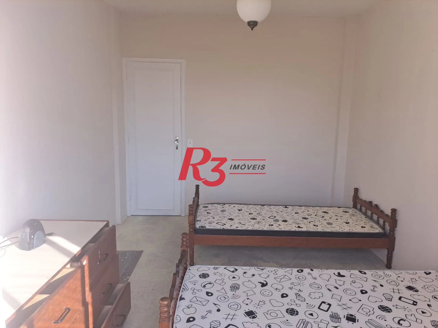 Apartamento com 2 dormitórios à venda, 85 m² por R$ 380.000,00 - Centro - São Vicente/SP