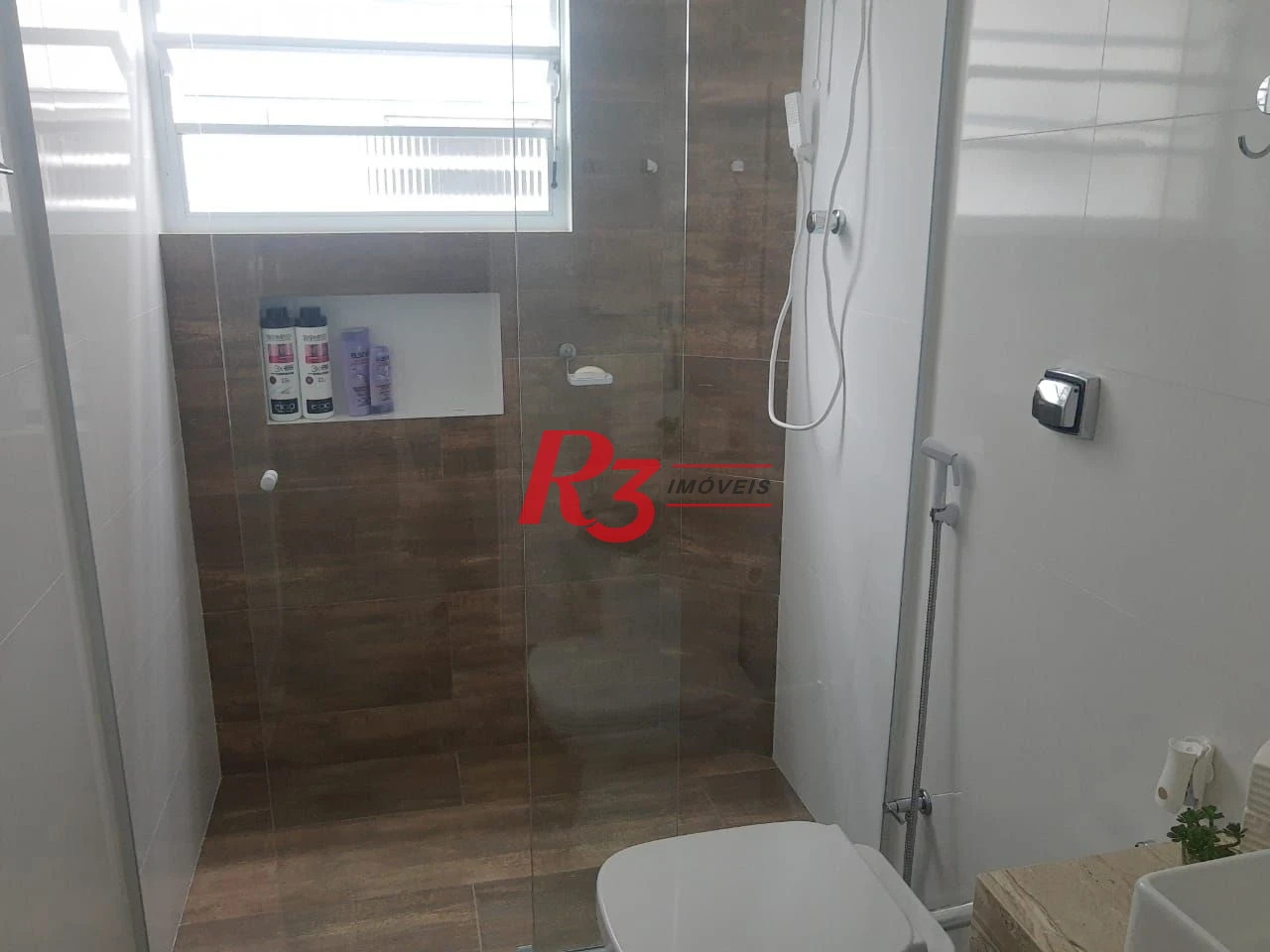 Apartamento com 2 dormitórios à venda, 65 m² por R$ 373.000,00 - Boqueirão - Santos/SP