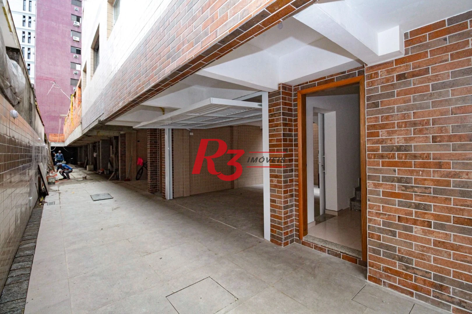 Sobrado com 2 dormitórios à venda, 103 m² por R$ 690.000 - Campo Grande - Santos/SP