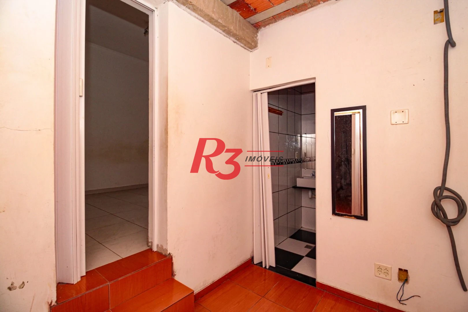Sobrado para alugar, 250 m² por R$ 8.000,00/mês - Campo Grande - Santos/SP