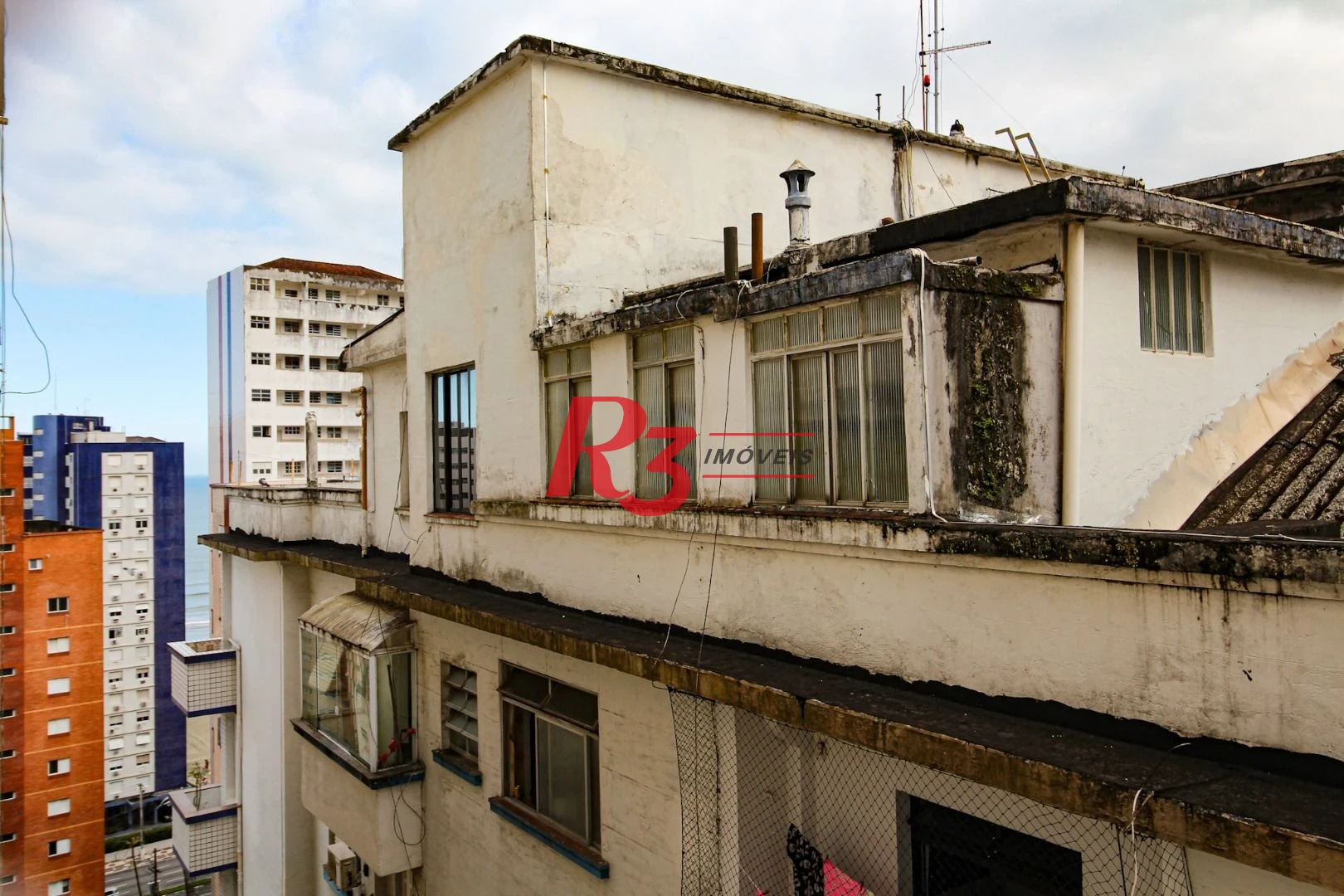 Apartamento com 2 dormitórios à venda, 82 m² por R$ 340.000,00 - José Menino - Santos/SP