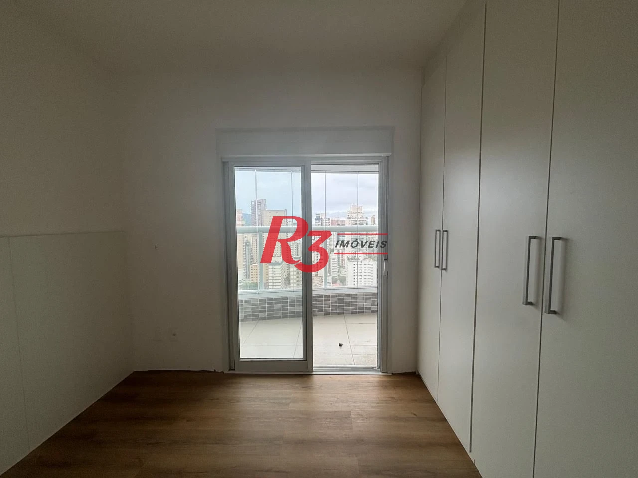 Apartamento com 2 dormitórios  Lazer completo no Boqueirão para Locação  por R$ 7.200/mês - Vila Rica - Santos/SP