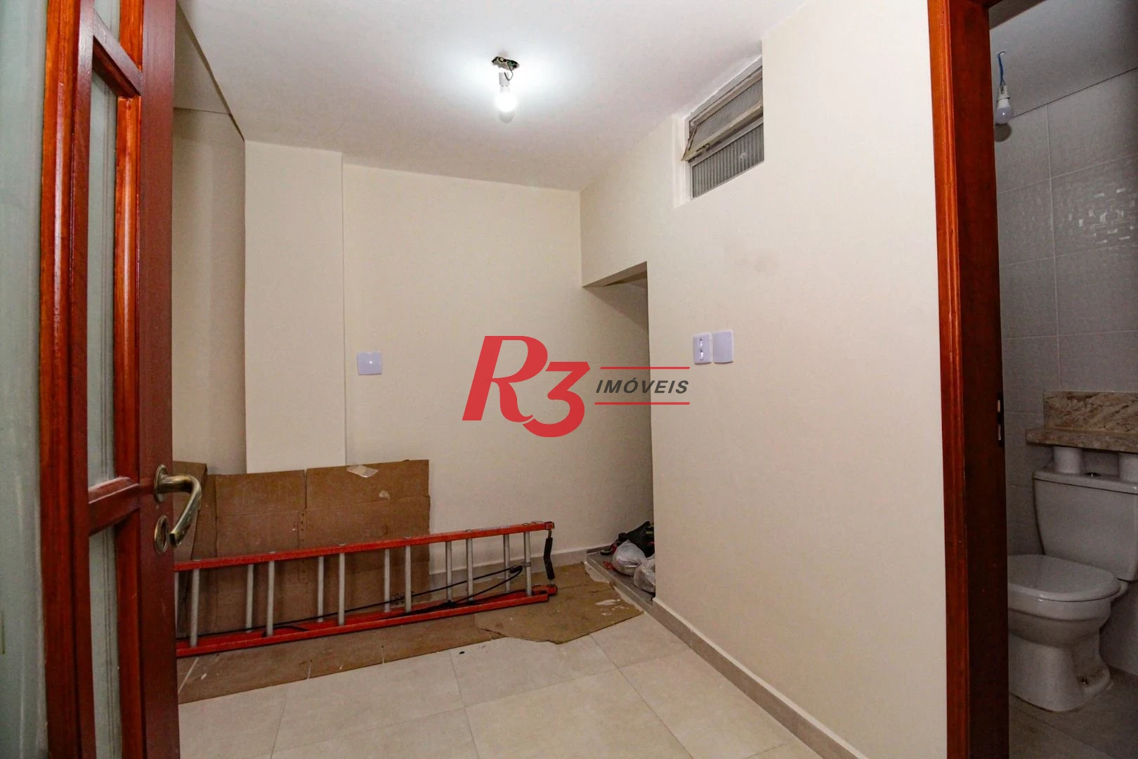 Casa com 3 dormitórios à venda, 110 m² por R$ 870.000,00 - Encruzilhada - Santos/SP