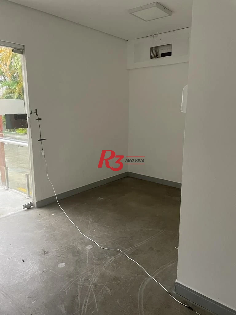 ALUGA-SE CASA COM 10 VAGA 8 SALAS TUDO REFORMADO EXCELENTE OPORTUNIDADE S
