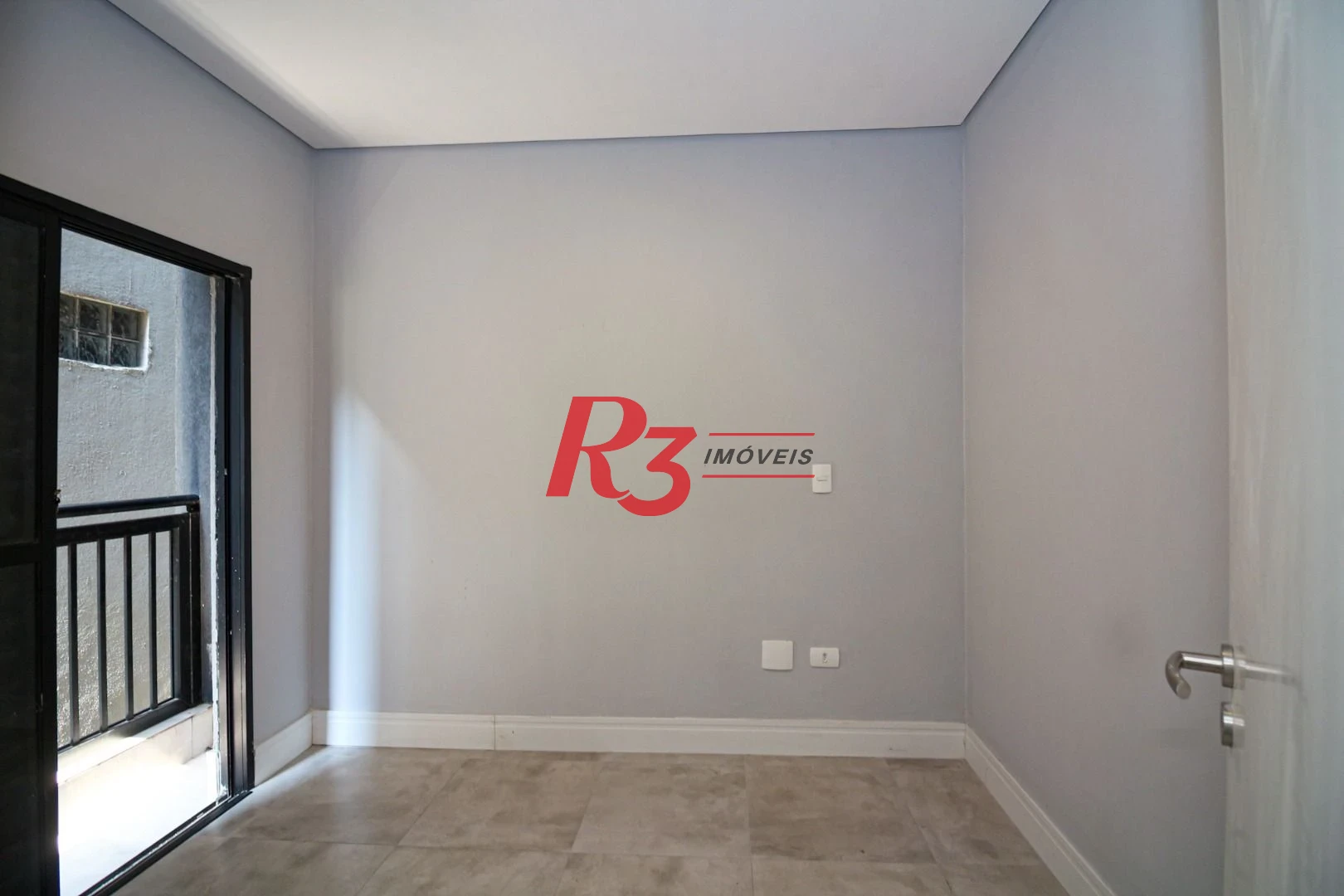 Sobrado com 2 dormitórios à venda, 92 m² por R$ 550.000,00 - Marapé - Santos/SP