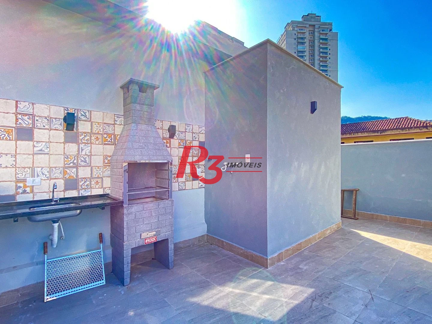 Sobrado com 2 dormitórios à venda, 140 m² por R$ 699.500,00 - Marapé - Santos/SP