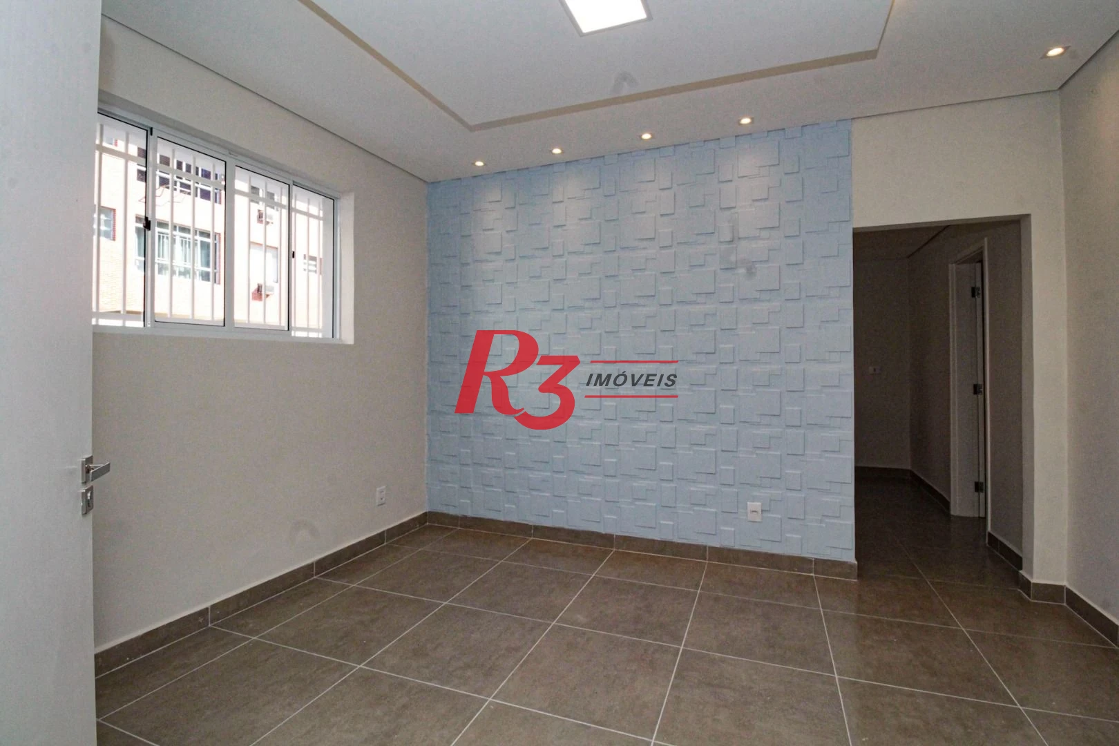 Sobrado com 2 dormitórios à venda, 140 m² por R$ 699.500,00 - Marapé - Santos/SP