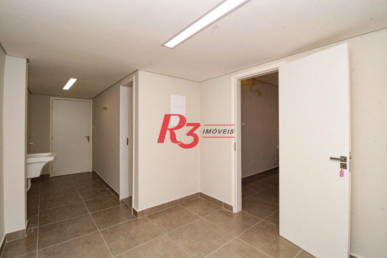 Sobrado com 2 dormitórios à venda, 140 m² por R$ 699.500,00 - Marapé - Santos/SP