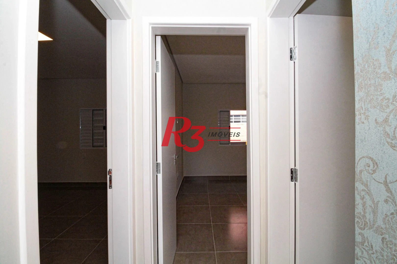 Sobrado com 2 dormitórios à venda, 140 m² por R$ 699.500,00 - Marapé - Santos/SP