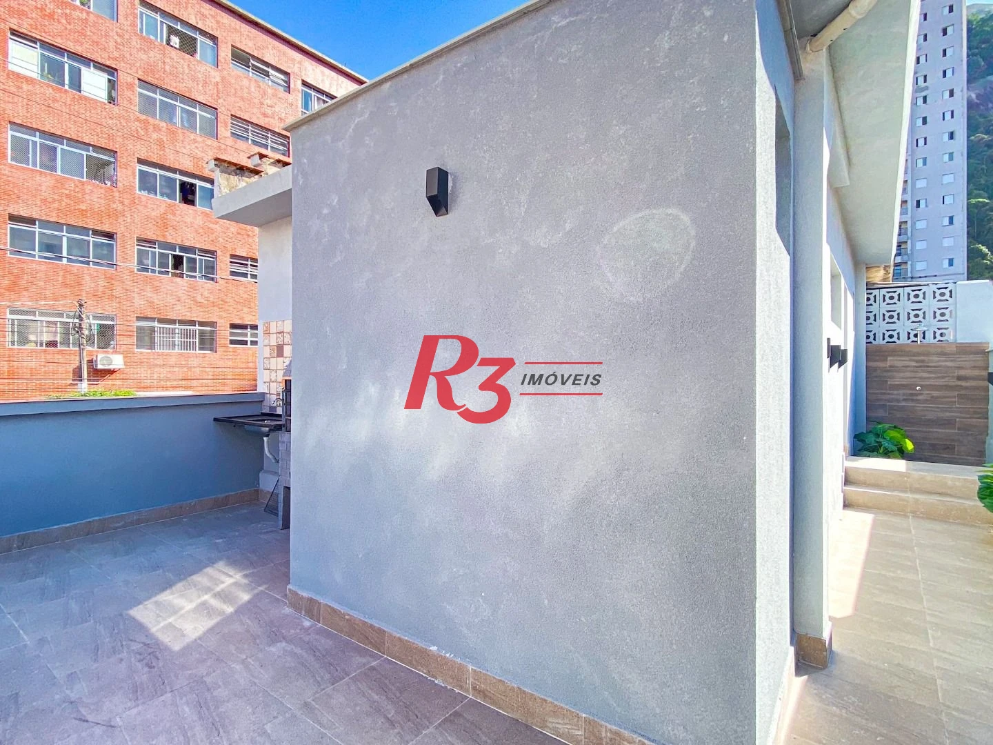 Sobrado com 2 dormitórios à venda, 140 m² por R$ 699.500,00 - Marapé - Santos/SP