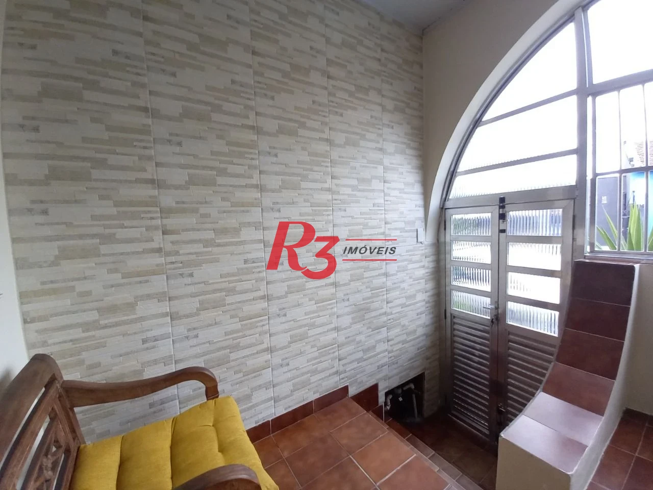 Casa com 3 dormitórios à venda, 98 m² por R$ 700.000,00 - Centro - São Vicente/SP