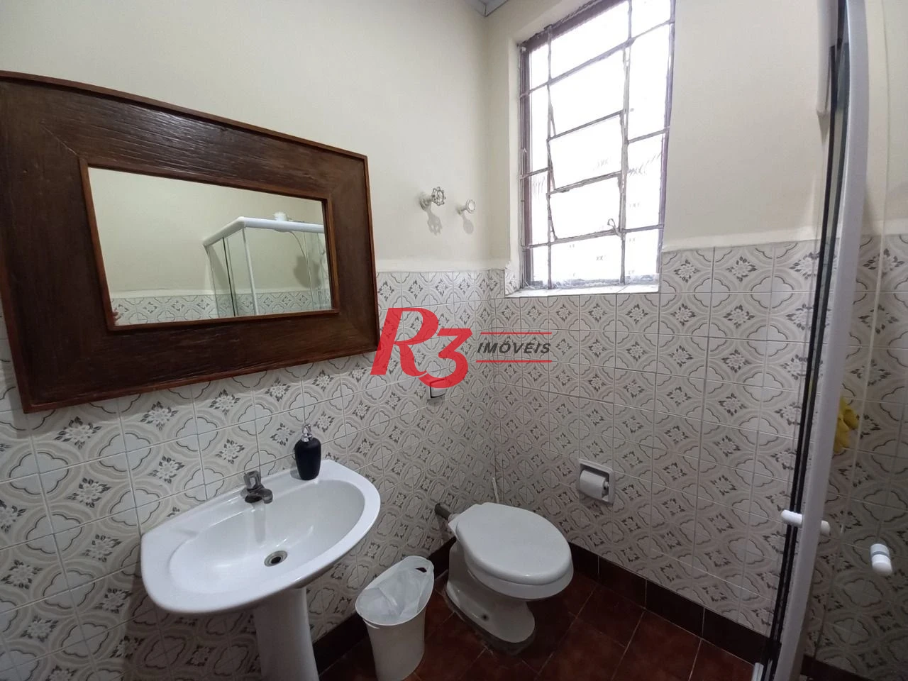 Casa com 3 dormitórios à venda, 98 m² por R$ 700.000,00 - Centro - São Vicente/SP