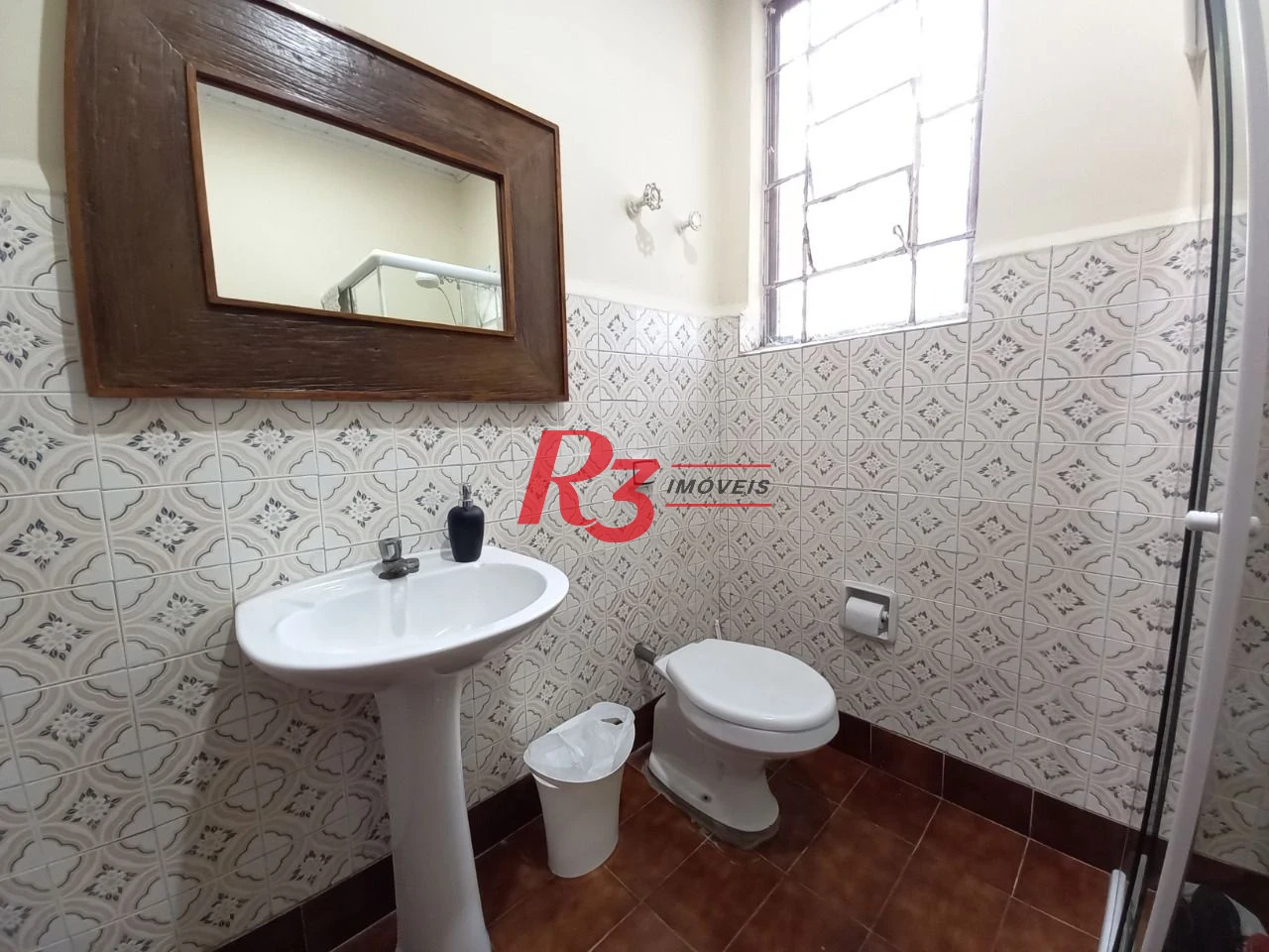 Casa com 3 dormitórios à venda, 98 m² por R$ 700.000,00 - Centro - São Vicente/SP