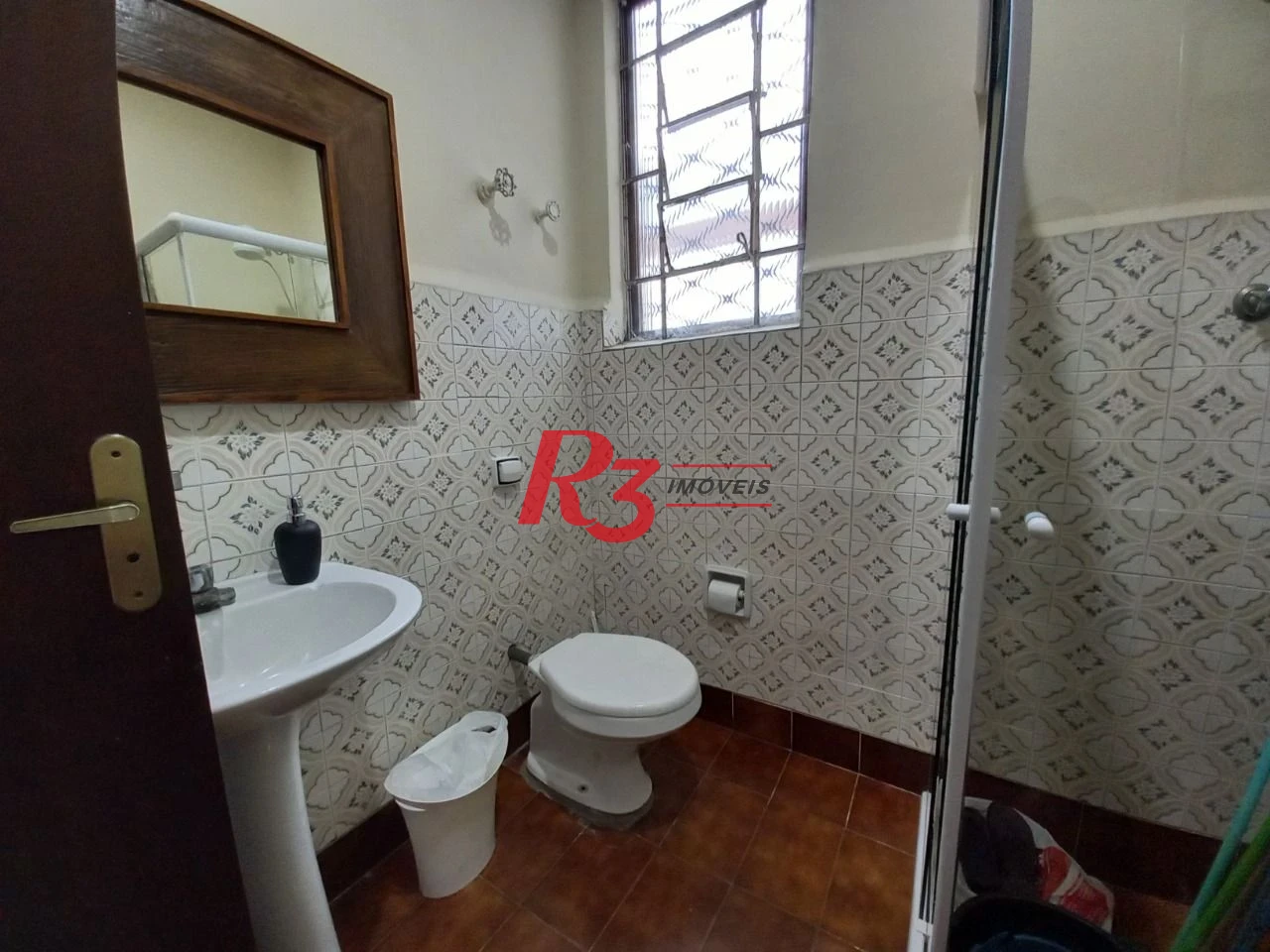 Casa com 3 dormitórios à venda, 98 m² por R$ 700.000,00 - Centro - São Vicente/SP