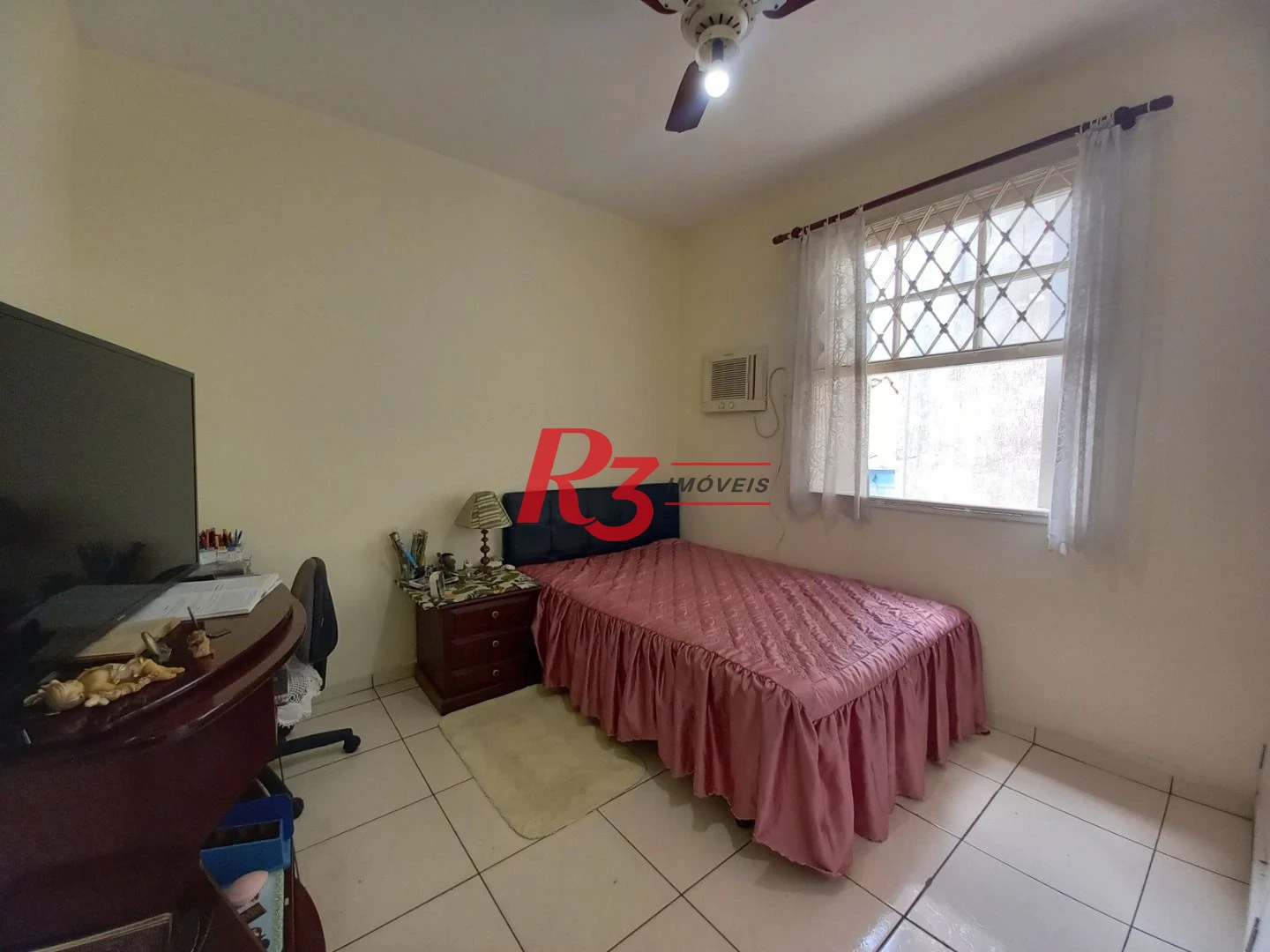 Apartamento com 2 dormitórios à venda, 60 m² por R$ 380.000,00 - Vila Matias - Santos/SP