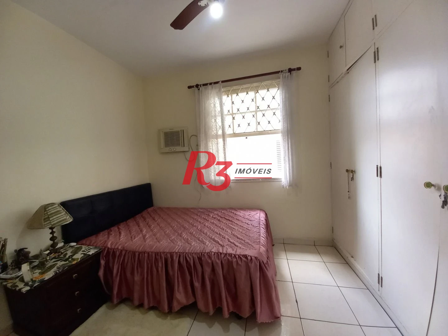 Apartamento com 2 dormitórios à venda, 60 m² por R$ 380.000,00 - Vila Matias - Santos/SP