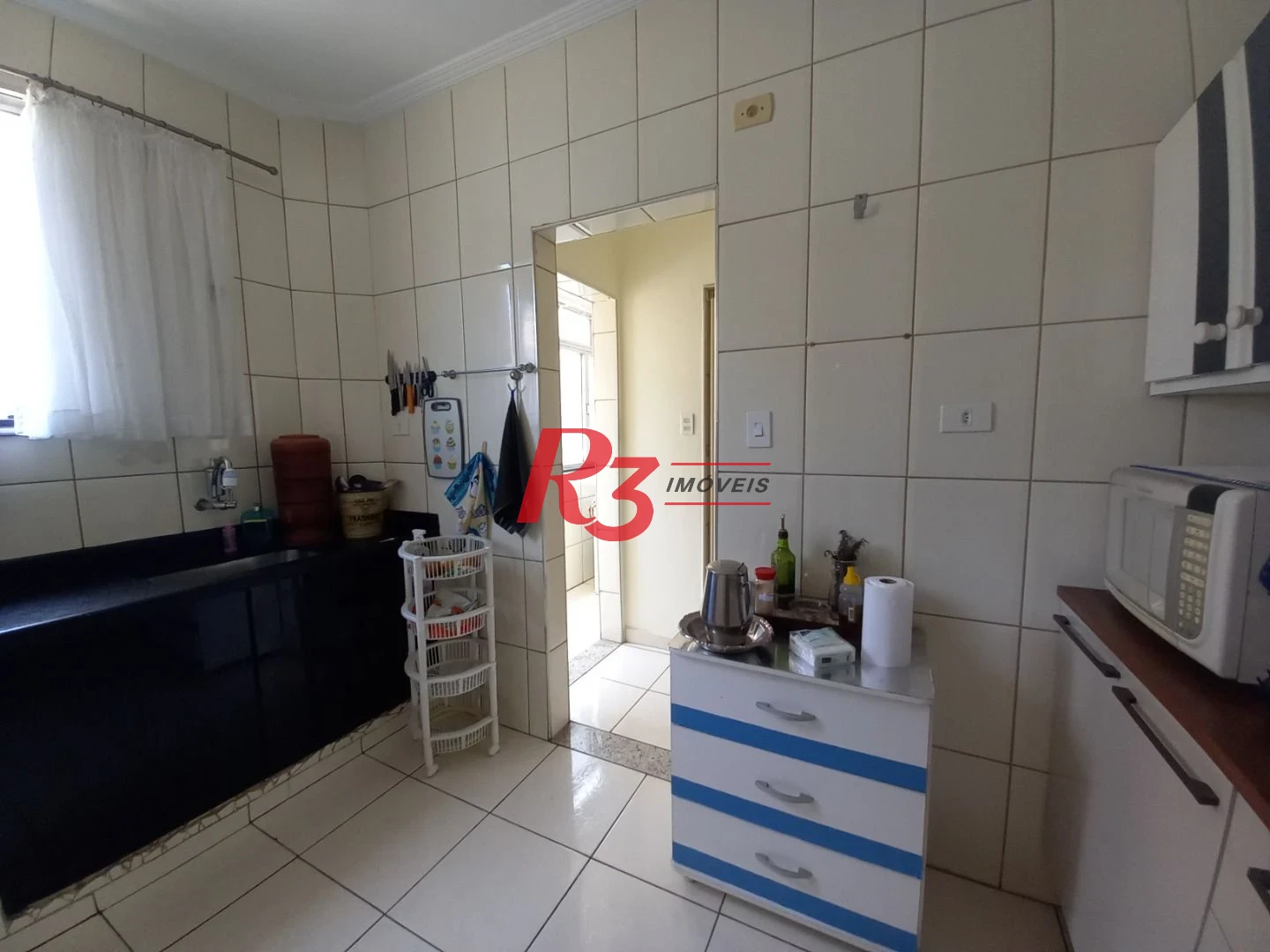 Apartamento com 2 dormitórios à venda, 60 m² por R$ 380.000,00 - Vila Matias - Santos/SP