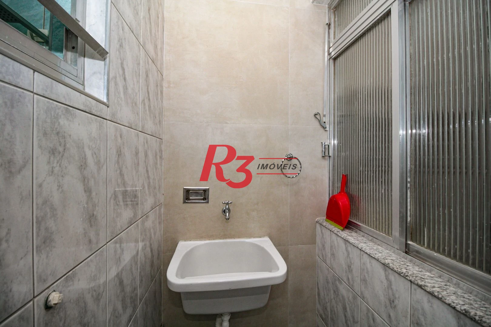 Apartamento com 3 dormitórios à venda, 160 m² por R$ 970.000,00 - Aparecida - Santos/SP