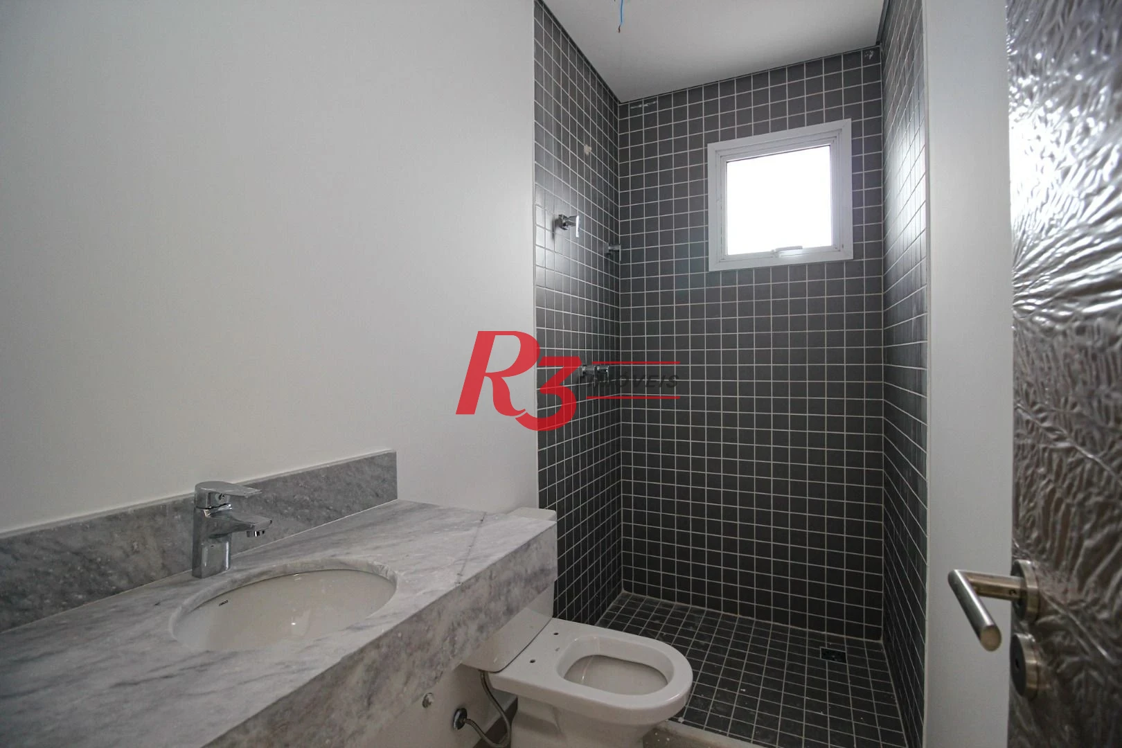 Apartamento Duplex com 3 dormitórios à venda, 162 m² por R$ 1.791.570,00 - Boqueirão - Santos/SP