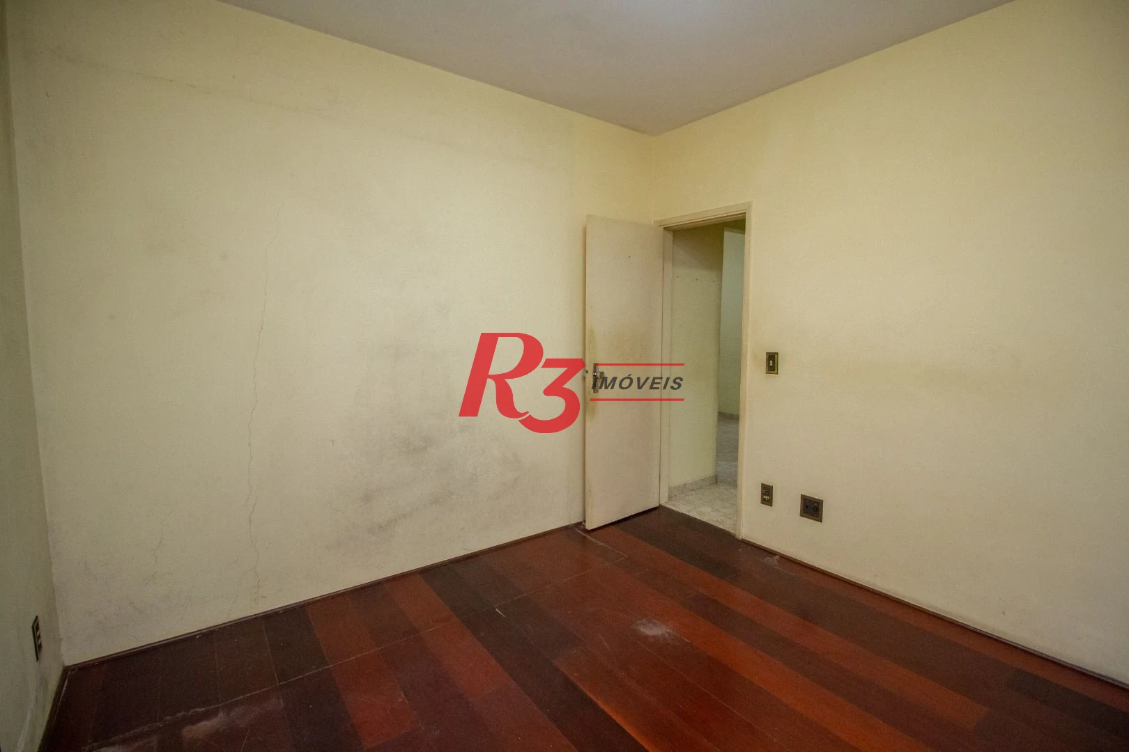 Apartamento com 2 quartos à venda, 91 m² por R$ 470.000 - Marapé - Santos/SP